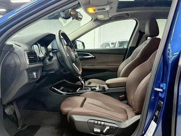 2023 BMW 1 серии 120i III (F52) Рестайлинг, синий - вид 6