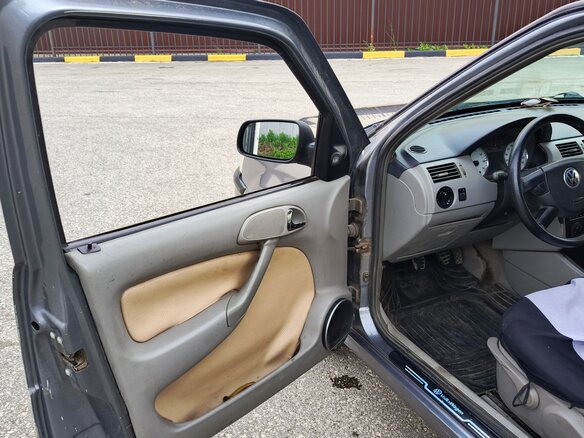 2005 Volkswagen Pointer, серый, 240000 рублей - вид 15