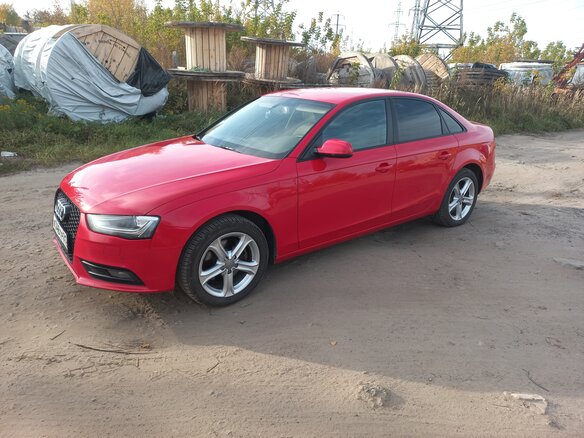 2014 Audi A4 IV (B8) Рестайлинг, красный, 1250000 рублей - вид 1