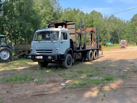 2004 КамАЗ 53229, серый, 1700000 рублей, вид 5