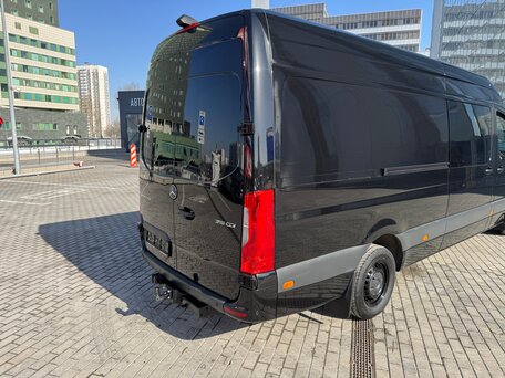 2023 Mercedes-Benz Sprinter, чёрный, 11980000 рублей, вид 2