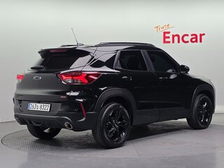 2023 Chevrolet TrailBlazer III, чёрный, 2140000 рублей, вид 4