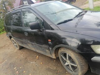 1999 Mitsubishi Space Wagon III, чёрный, 235000 рублей, вид 2