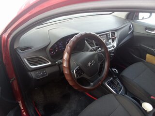 2021 Hyundai Solaris II Рестайлинг, красный, 1050000 рублей, вид 4
