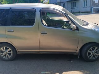 2002 Toyota FunCargo, серый, 360000 рублей, вид 2