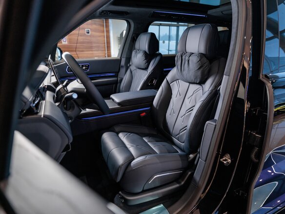 2026 Zeekr 9X 70 kWh, чёрный, 12950000 рублей - вид 17