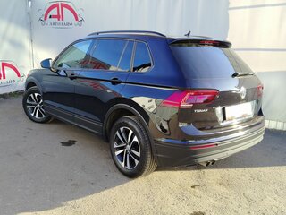 2019 Volkswagen Tiguan II, чёрный, 2799000 рублей, вид 3