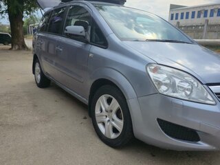 2010 Opel Zafira B Рестайлинг, серый, 440000 рублей, вид 5