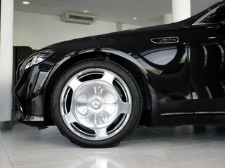 2026 Mercedes-Benz Maybach S-Класс 580 II (Z223) Рестайлинг, чёрный, 36300000 рублей, вид 4