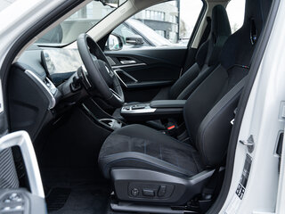 2025 BMW X1 Long 25Li xDrive III (U11/U12), белый, 5740000 рублей, вид 5