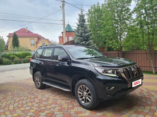 2017 Toyota Land Cruiser Prado 150 Series Рестайлинг 2, чёрный, 5450000 рублей, вид 5