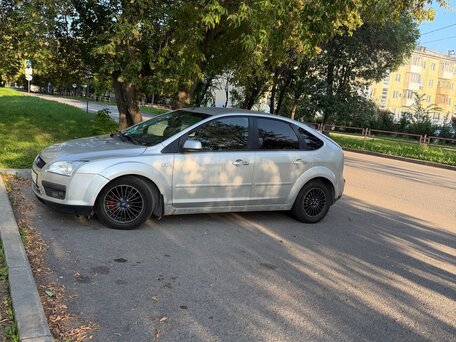 2007 Ford Focus II, серебристый, 330000 рублей, вид 2