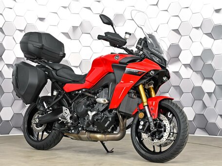 2022 Yamaha Tracer 9, красный, 1499000 рублей, вид 1