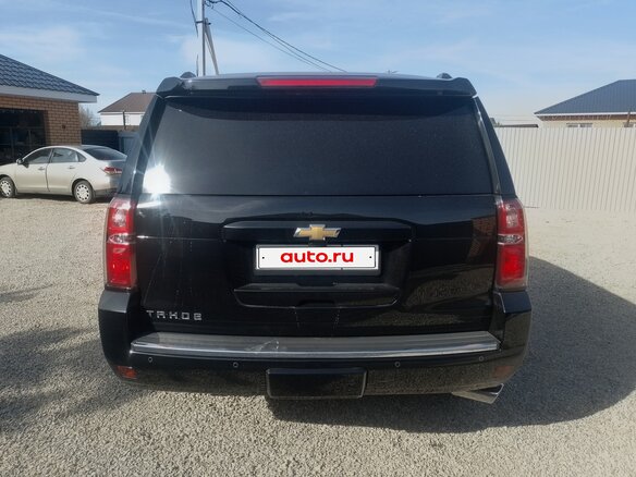 2015 Chevrolet Tahoe IV, чёрный, 4250000 рублей - вид 2