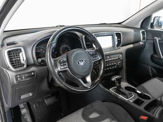 2018 Kia Sportage IV, белый, 1949658 рублей, вид 5