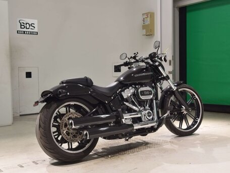 2022 Harley-Davidson Breakout, чёрный, 1810000 рублей, вид 5