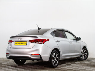 2017 Hyundai Solaris II, серебристый, 1369000 рублей, вид 4