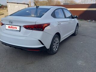 2021 Hyundai Solaris II Рестайлинг, белый, 1400000 рублей, вид 4