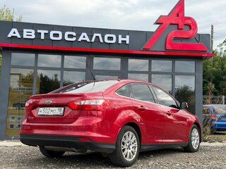 2011 Ford Focus III, красный, 569000 рублей, вид 3