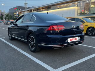 2015 Volkswagen Passat B8, синий, 1549999 рублей, вид 4