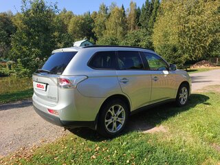 2013 Mitsubishi Outlander III, серый, 1600000 рублей, вид 5