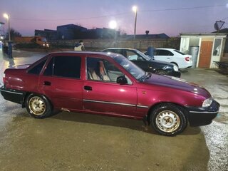 2006 Daewoo Nexia I, пурпурный, 95000 рублей, вид 2