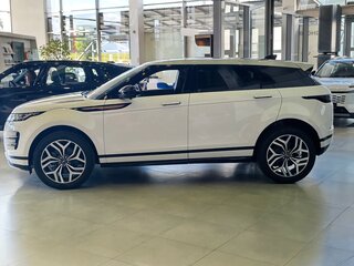 2025 Land Rover Range Rover Evoque II Рестайлинг, белый, 5900000 рублей, вид 4
