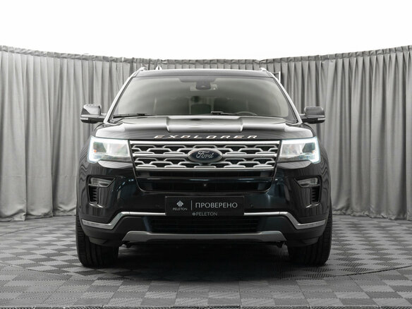 2018 Ford Explorer V Рестайлинг, чёрный - вид 2