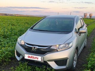 2015 Honda Fit III, серебристый, 880000 рублей, вид 3