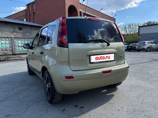 2010 Nissan Note I Рестайлинг, бежевый, 500000 рублей, вид 5