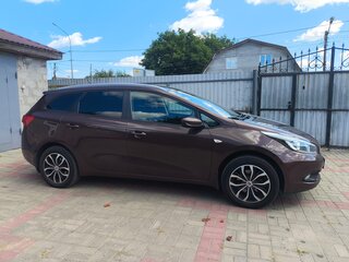 2013 Kia Ceed II, коричневый, 940000 рублей, вид 3