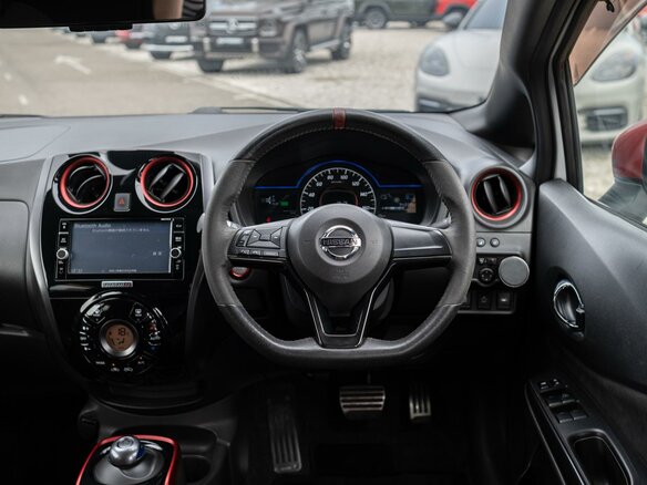 2017 Nissan Note Nismo e-Power II Рестайлинг, белый, 1479000 рублей - вид 13