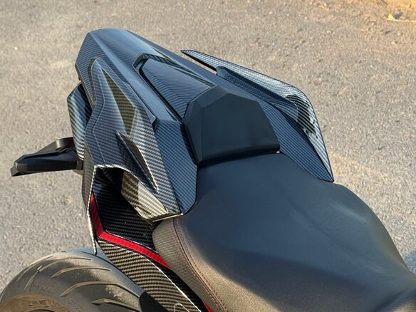 2020 Honda CBR 650R, чёрный, 940000 рублей - вид 9