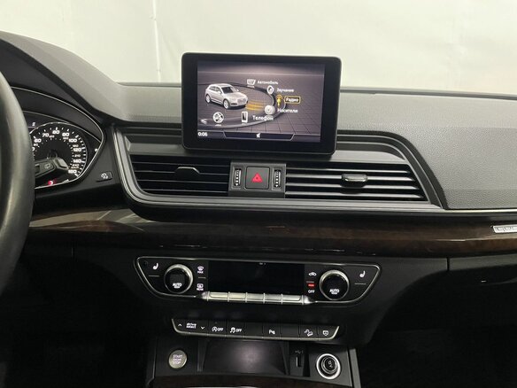 2019 Audi Q5 45 TFSI II (FY), белый, 2589000 рублей - вид 16