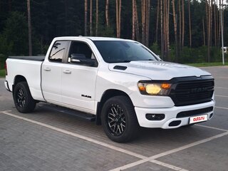 2022 Ram 1500 Quad Cab V, белый, 3630000 рублей, вид 2