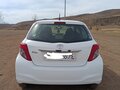 2014 Toyota Vitz III (XP130) Рестайлинг, белый, 999999 рублей - вид 5