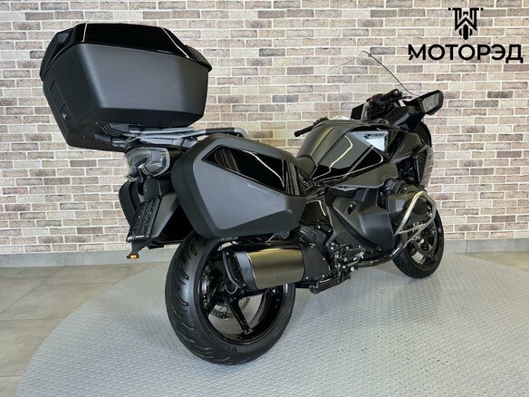 2025 BMW R 1300 RT, чёрный, 2995000 рублей - вид 2