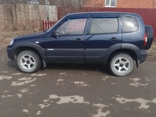 2011 Chevrolet Niva I Рестайлинг, синий, 645000 рублей, вид 3
