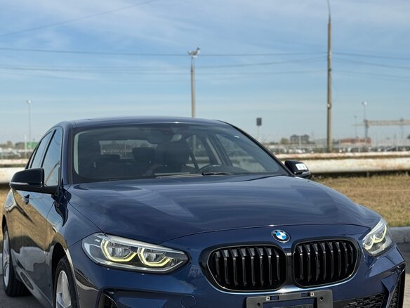 2022 BMW 1 серии 120i III (F52) Рестайлинг, синий - вид 2