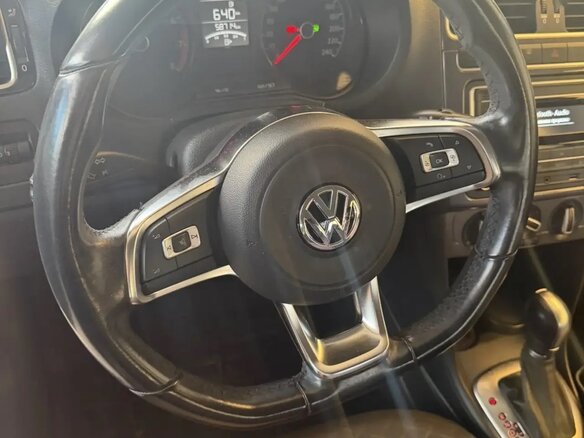 2019 Volkswagen Polo V Рестайлинг, белый, 1600000 рублей - вид 6