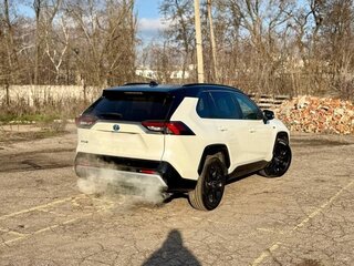 2020 Toyota RAV4 V (XA50), белый, 3500000 рублей, вид 4