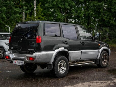 1999 Nissan Terrano II Рестайлинг 2, зелёный, 240000 рублей, вид 2