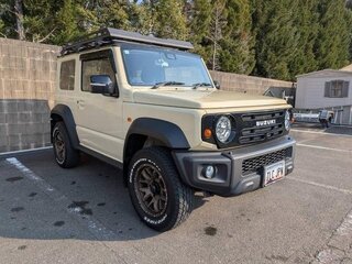 2023 Suzuki Jimny Sierra IV, бежевый, 1780000 рублей, вид 3