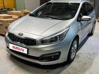 2015 Kia Ceed II Рестайлинг, серебристый, 1310000 рублей, вид 1