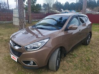 2014 Hyundai ix35 I Рестайлинг, коричневый, 1499999 рублей, вид 2