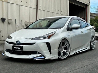 2022 Toyota Prius IV Рестайлинг (XW50), белый, 1368027 рублей, вид 2