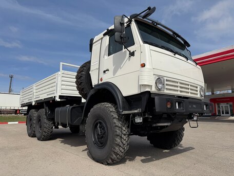 2026 КамАЗ 43118, белый, 6650000 рублей, вид 3