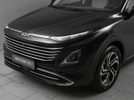 FAW Bestune T90