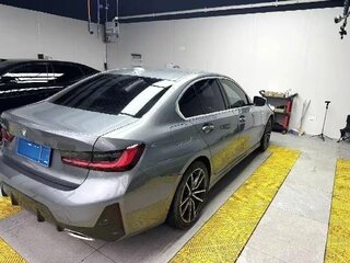 2022 BMW 3 серии 320i VII (G2x) Рестайлинг, серебристый, 3650000 рублей, вид 4