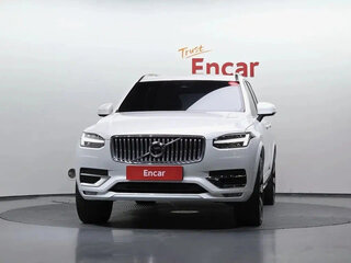 2025 Volvo XC90 B6 II Рестайлинг 2, белый, 8000000 рублей, вид 2